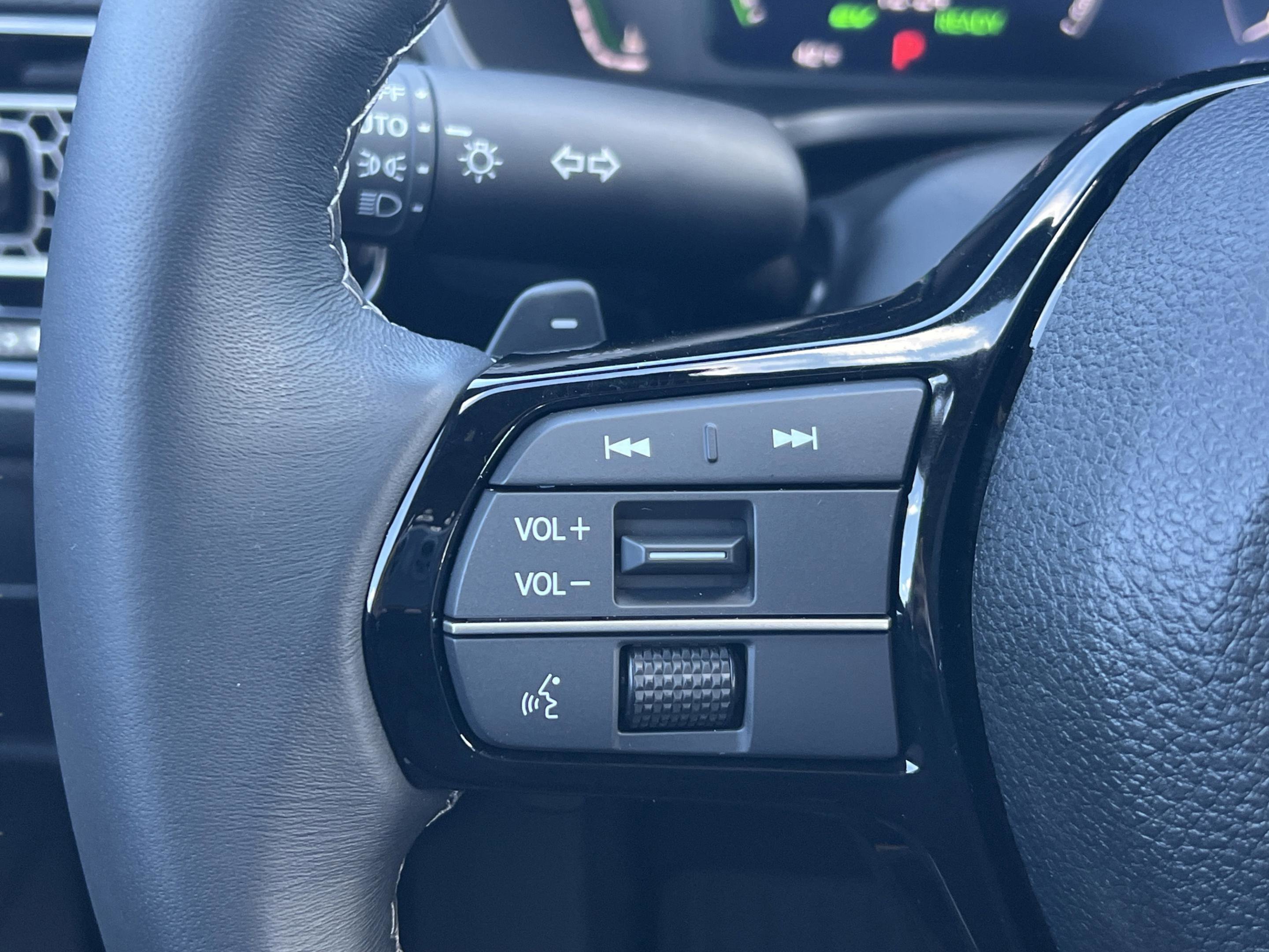 Certified 2025 Honda Civic FWD Hybrid Sedan image 25