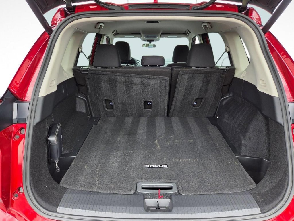 Used 2026 Nissan Rogue SV AWD/4WD image 27