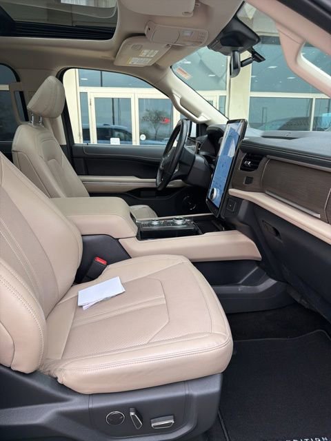 Certified 2022 Ford Expedition Max Limited AWD/4WD image 14