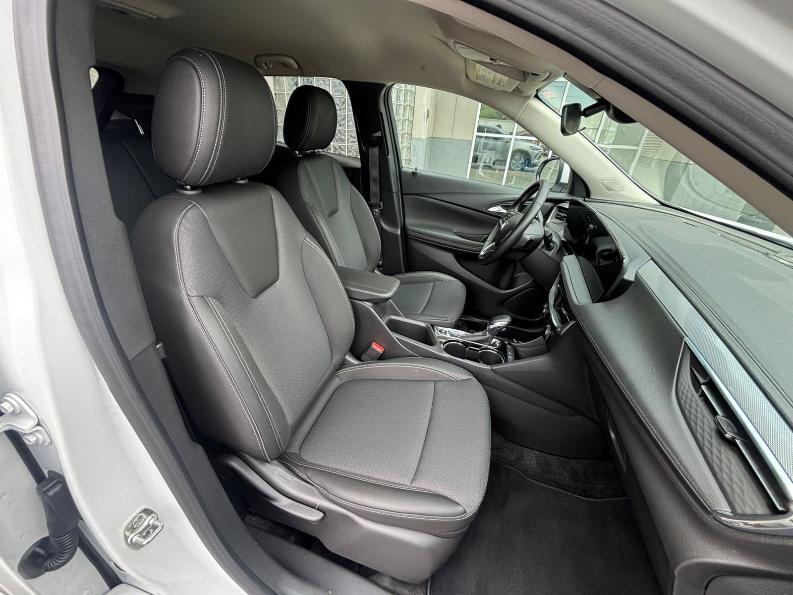 Used 2026 Buick Encore GX Preferred FWD image 35