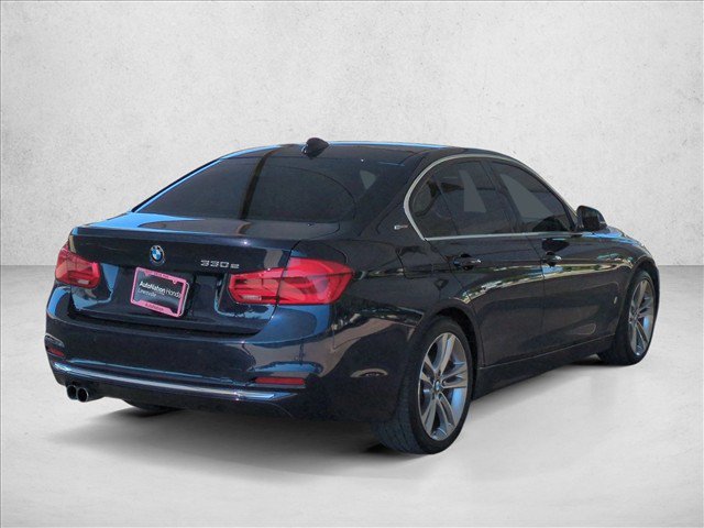 Used 2017 BMW 330e RWD image 5