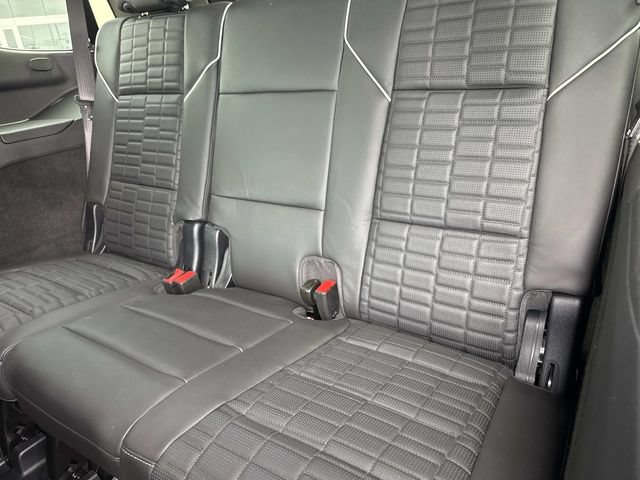 Used 2025 Cadillac Escalade V AWD/4WD image 15