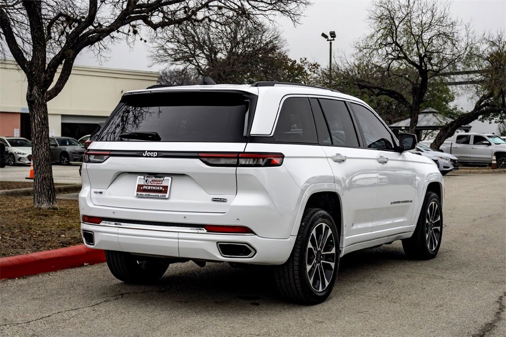 Used 2023 Jeep Grand Cherokee Overland image 5