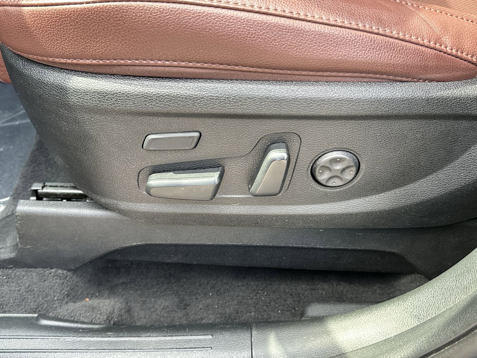 Used 2024 Kia Telluride SX image 14