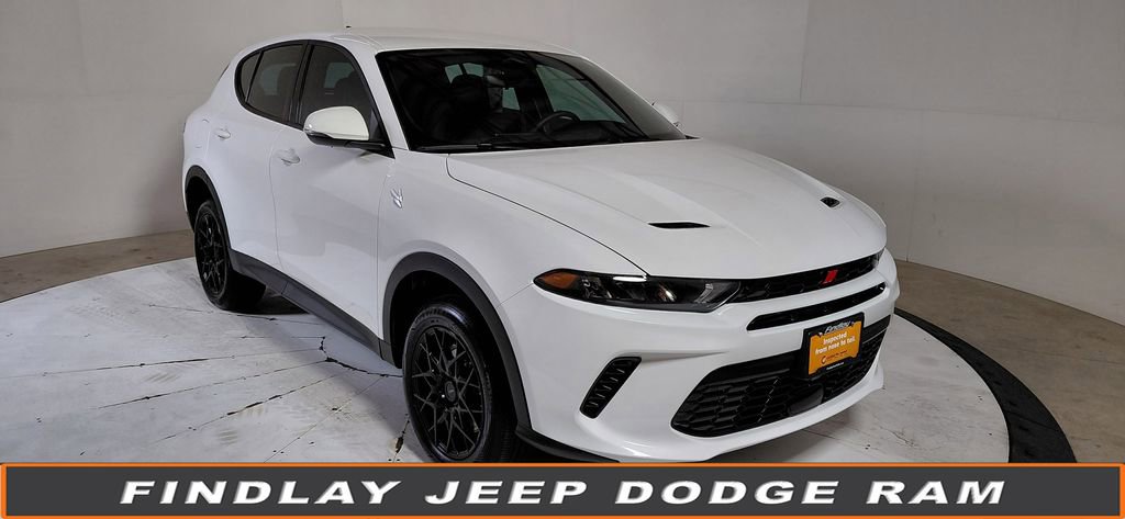 Certified 2024 Dodge Hornet GT w/ Cold Weather Group AWD/4WD image 1