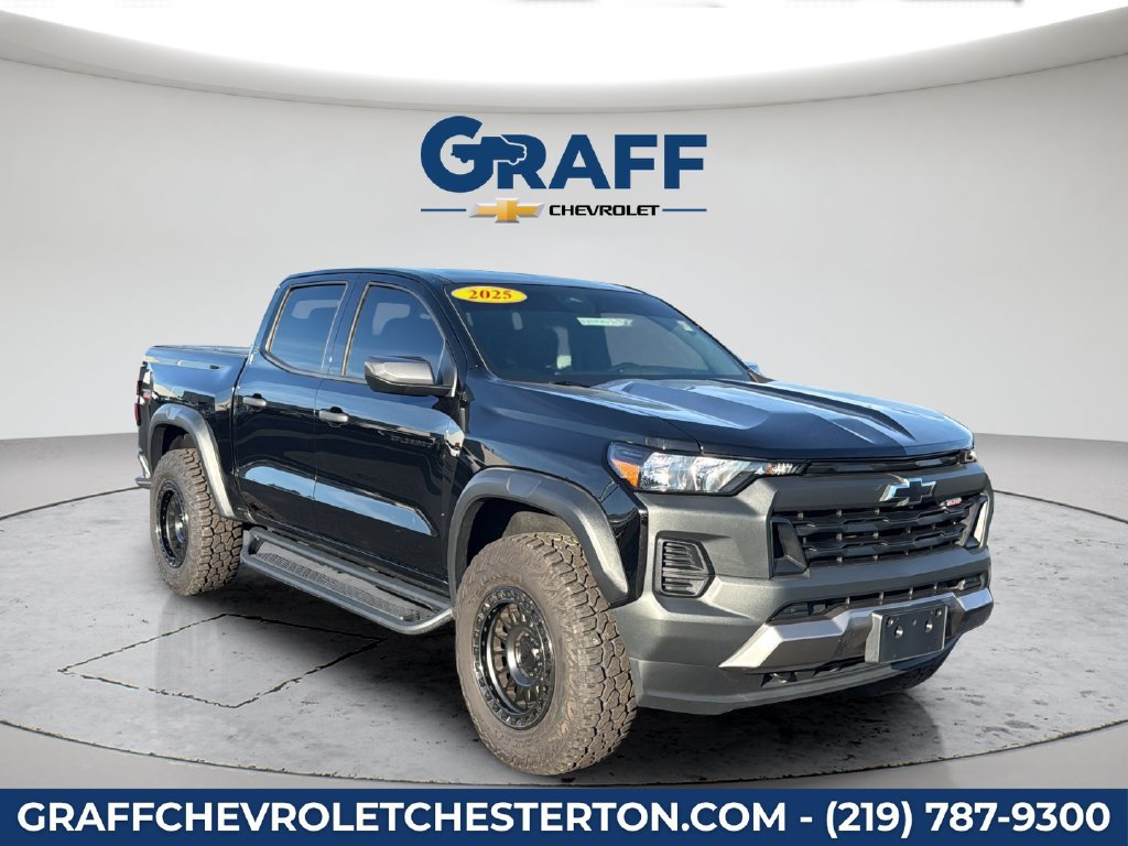 Used 2025 Chevrolet Colorado Trail Boss AWD/4WD image 11
