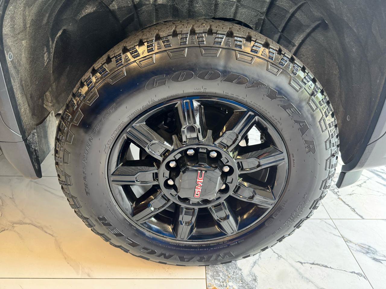 Used 2026 GMC Sierra 3500 AT4 w/ AT4 Premium Plus Package AWD/4WD image 33