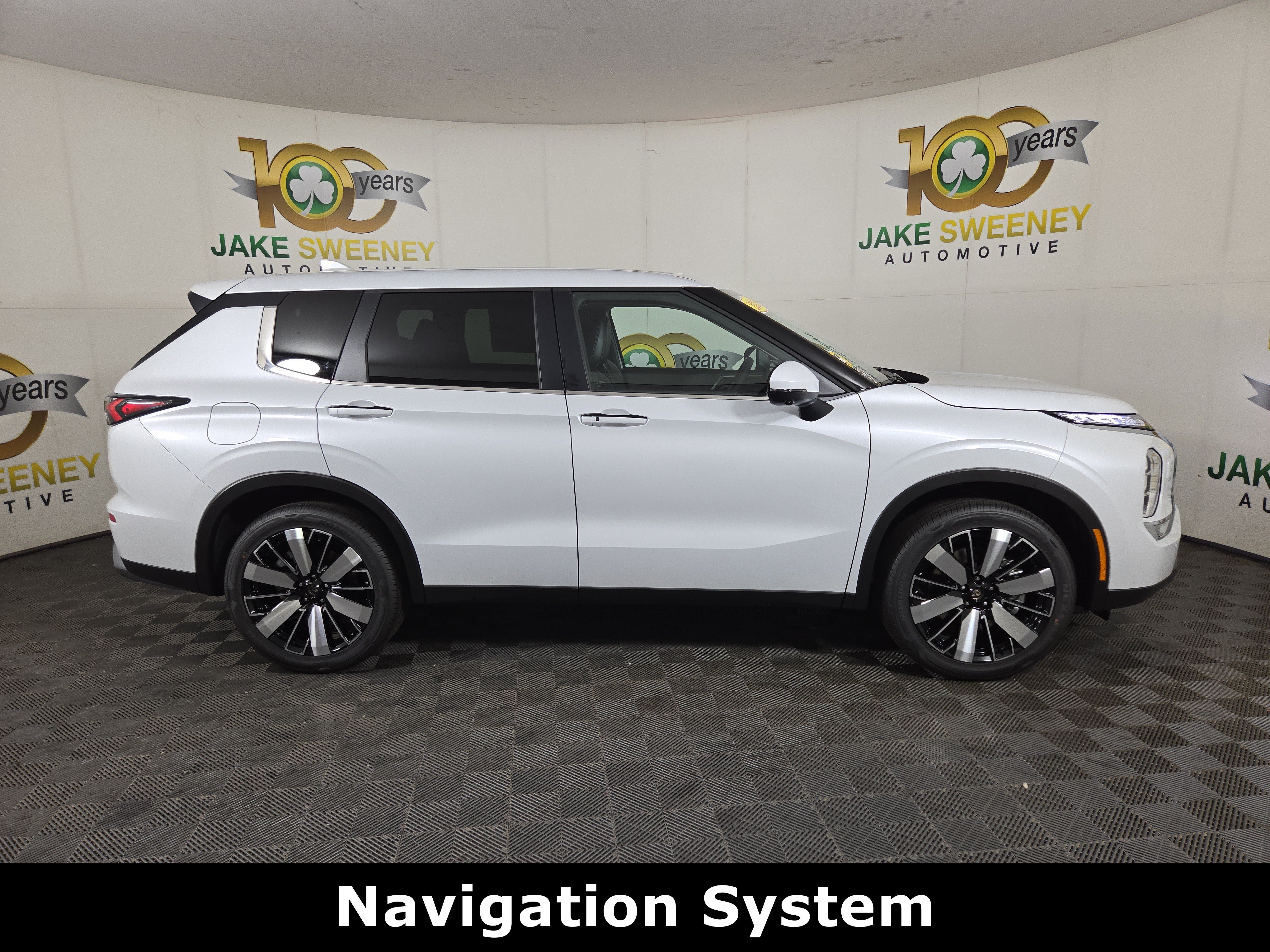 New 2026 Mitsubishi Outlander SE AWD/4WD image 8