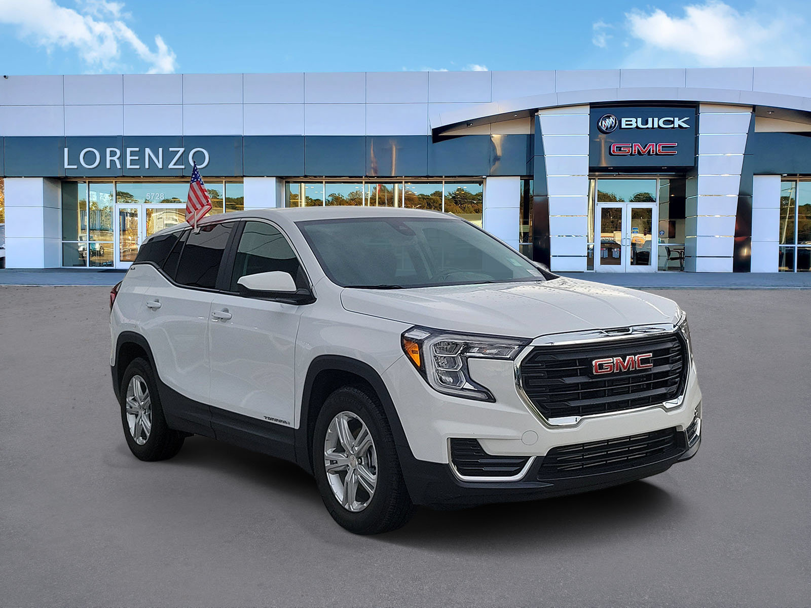 Used 2024 GMC Terrain SLE FWD image 3