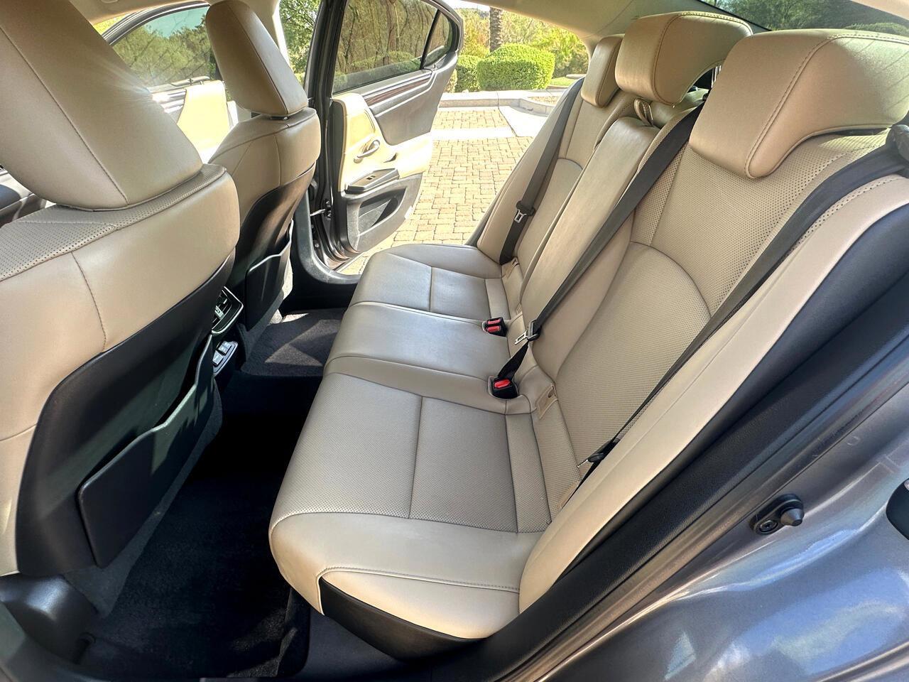 Used 2020 Lexus ES 350 w/ Luxury Package image 22