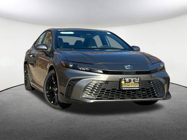 New 2026 Toyota Camry SE image 2