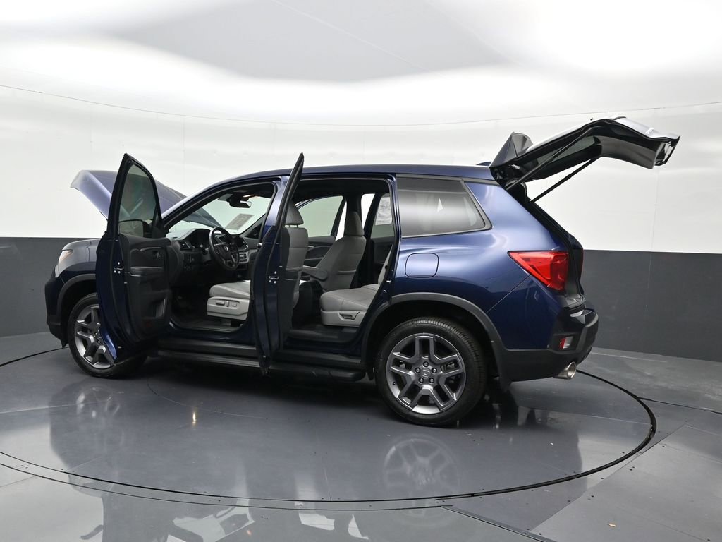 Used 2023 Honda Passport EX-L image 34