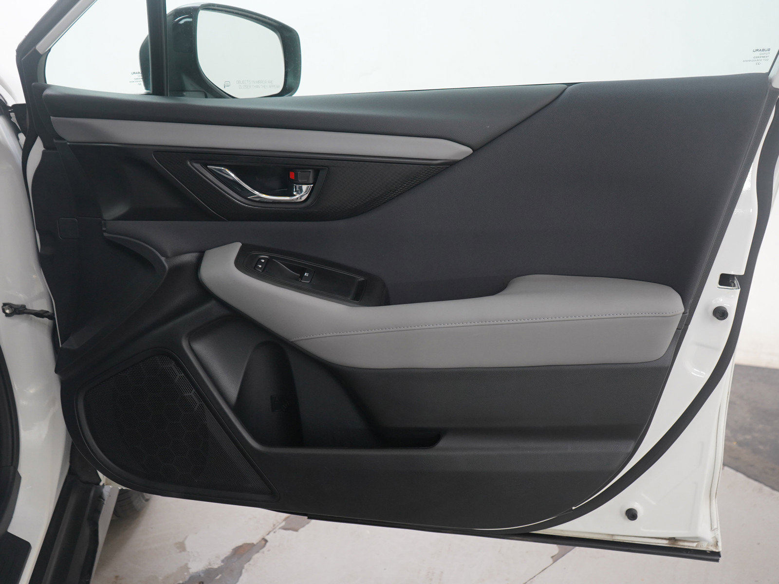 Used 2024 Subaru Outback Premium image 9