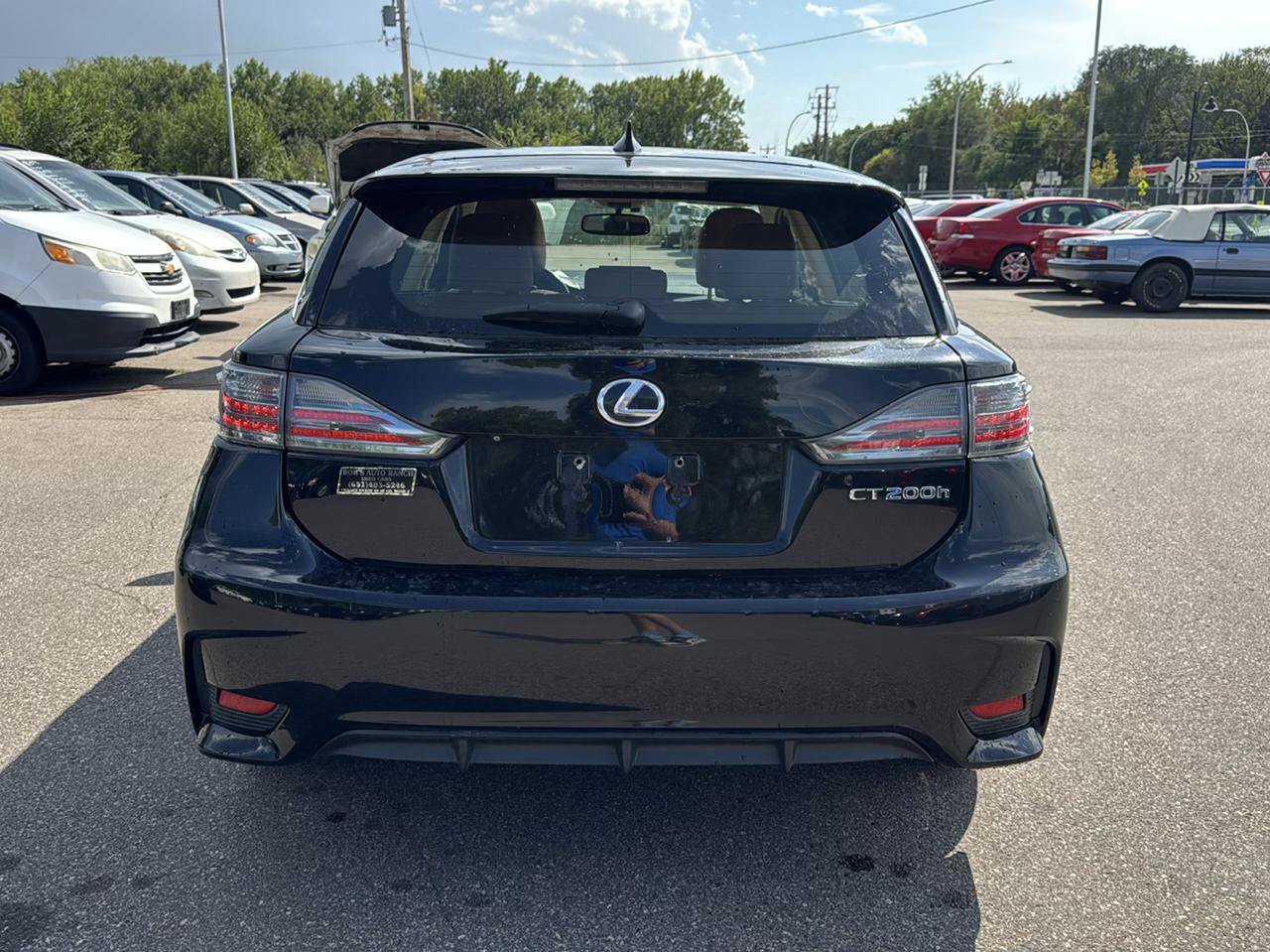 Used 2015 Lexus CT 200h w/ Navigation Package FWD image 6
