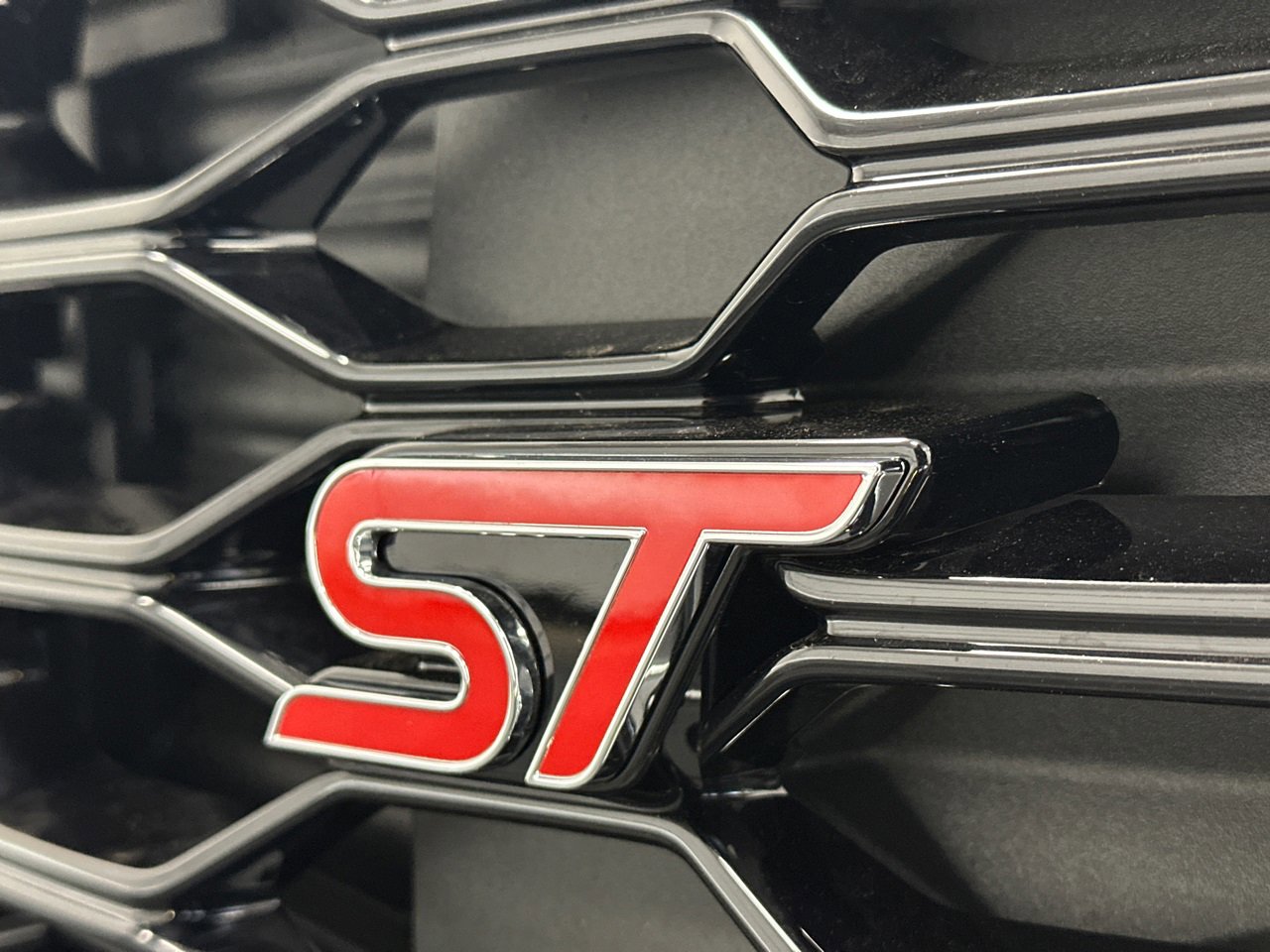 New 2025 Ford Explorer ST w/ Sun And Sound Package image 15