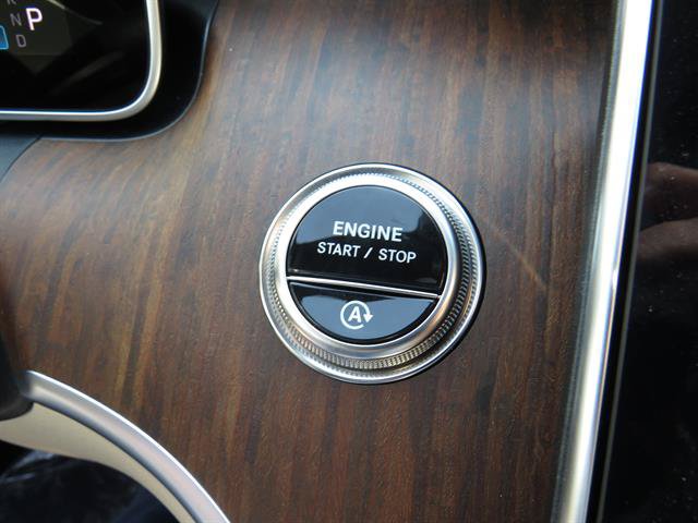 Used 2026 Mercedes-Benz C 300 4MATIC Sedan image 16