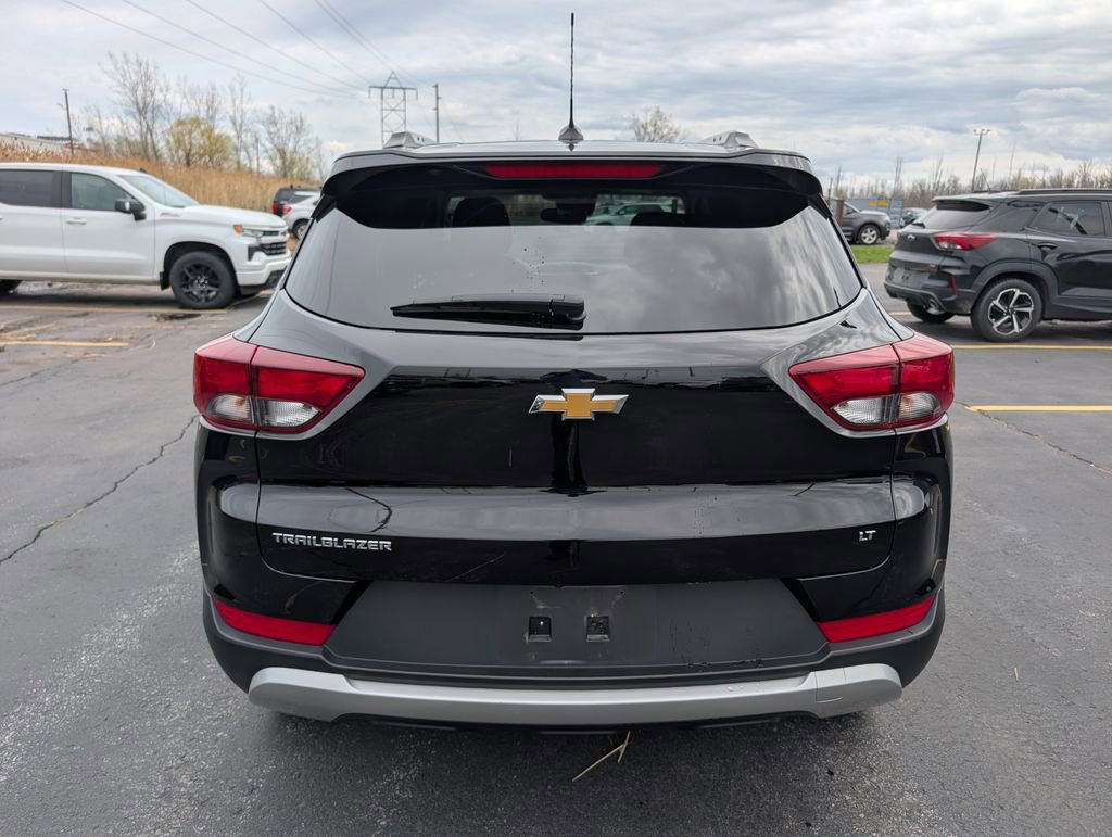 Used 2023 Chevrolet TrailBlazer LT w/ Convenience Package image 7
