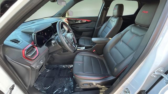 Used 2024 Chevrolet TrailBlazer RS w/ Driver Confidence Package image 18