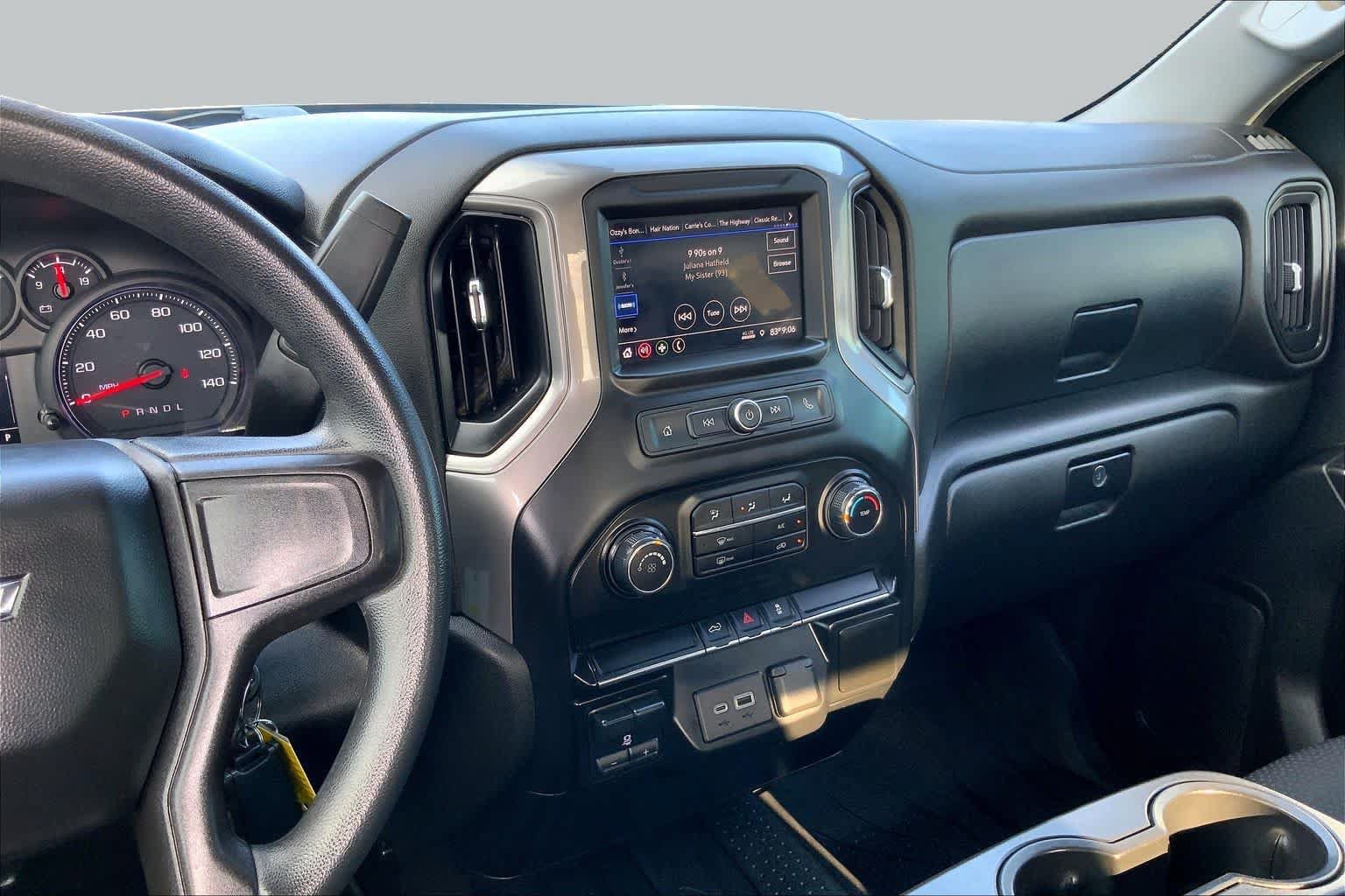 Used 2021 Chevrolet Silverado 2500 Custom w/ Custom Value Package AWD/4WD image 7