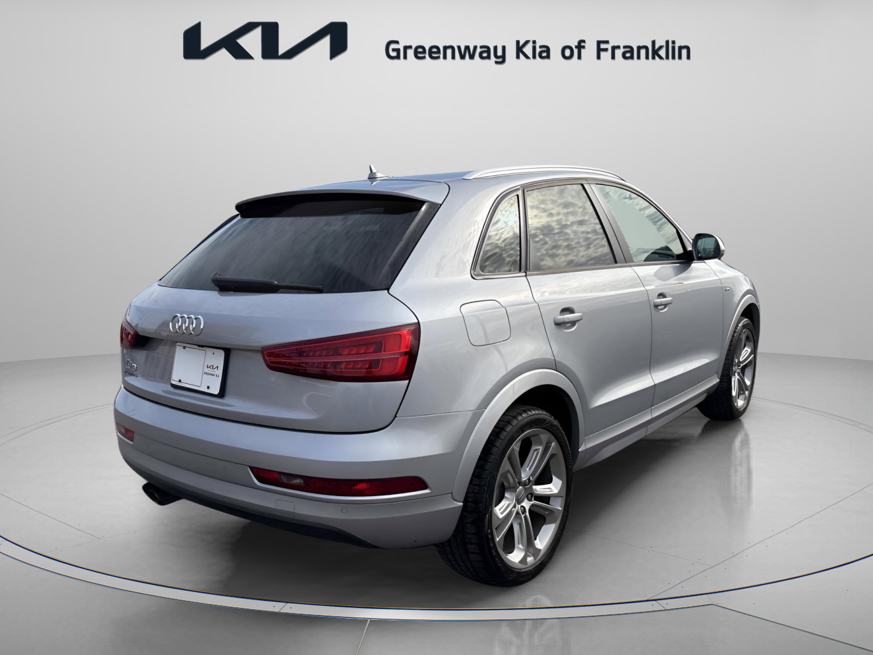 Used 2018 Audi Q3 2.0T Premium w/ Convenience Package image 7