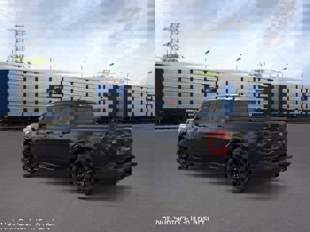 New 2026 Ford Maverick Lariat w/ Black Appearance Package image 4