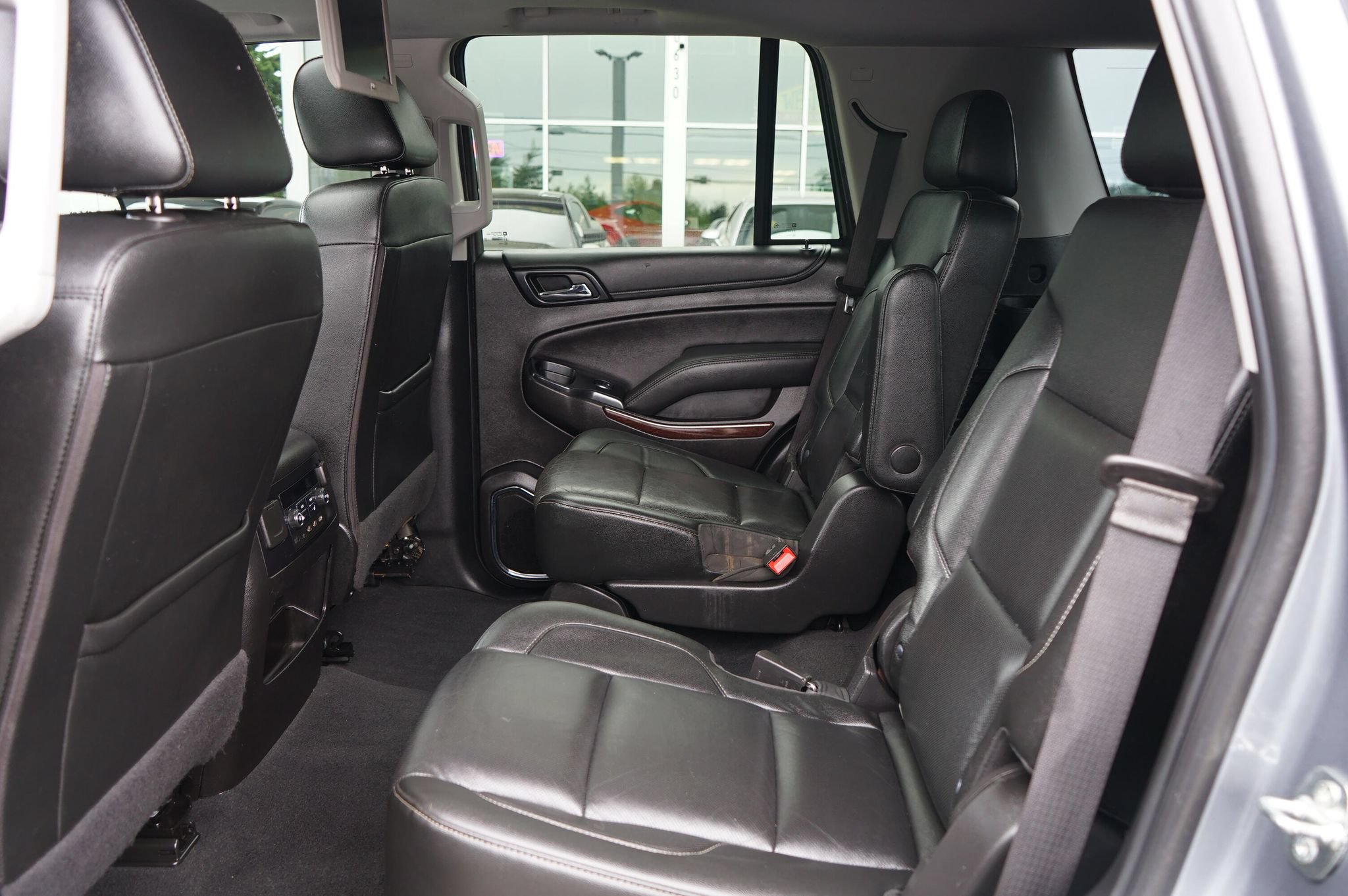 Used 2020 GMC Yukon SLT w/ Open Road Package AWD/4WD image 18
