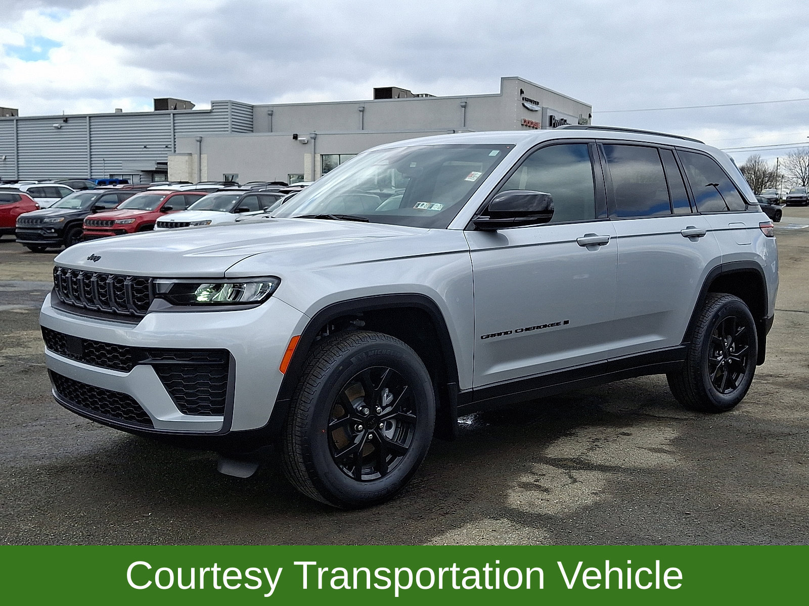 New 2026 Jeep Grand Cherokee Altitude AWD/4WD image 2