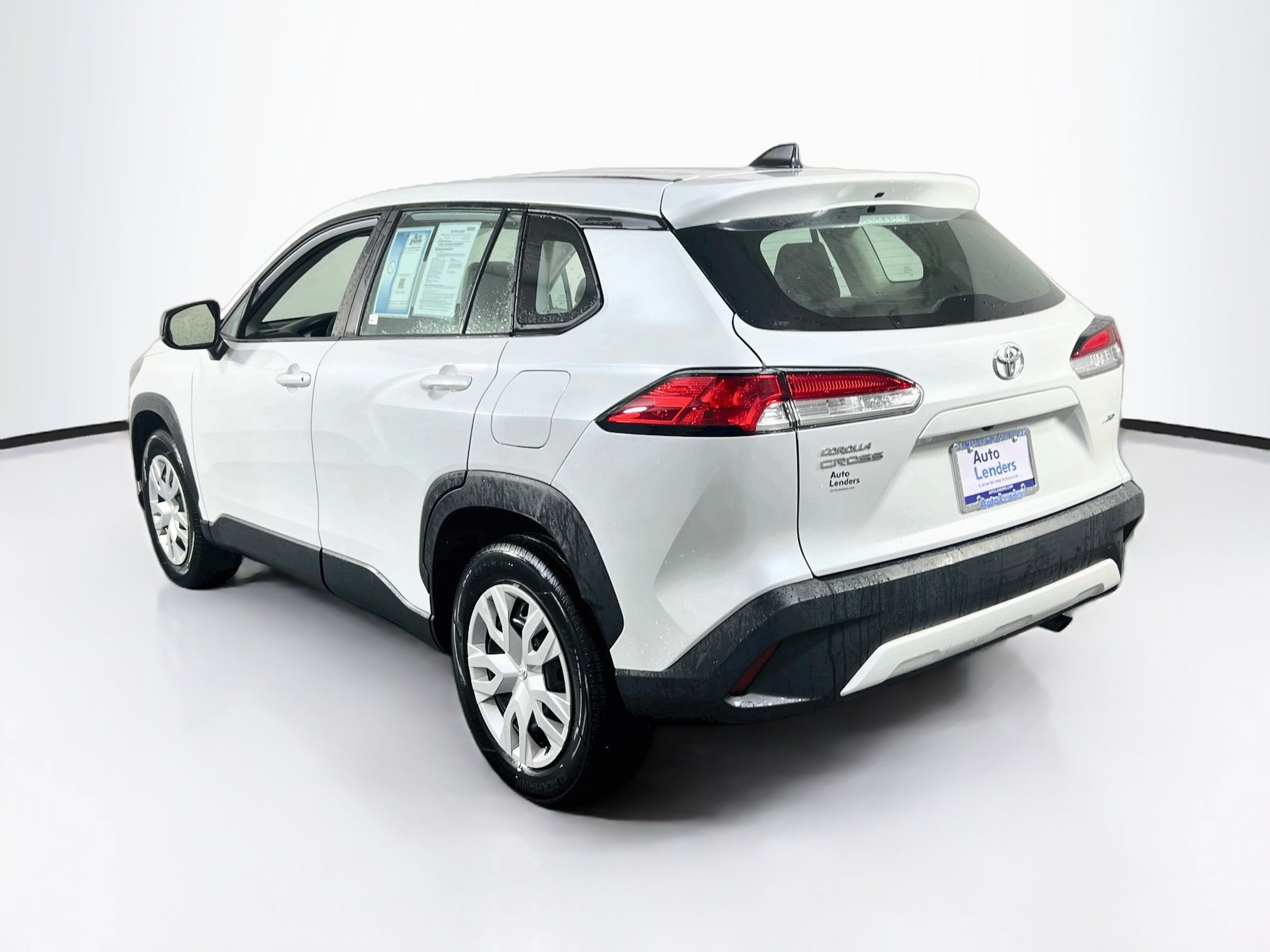 Used 2022 Toyota Corolla Cross L AWD/4WD image 7