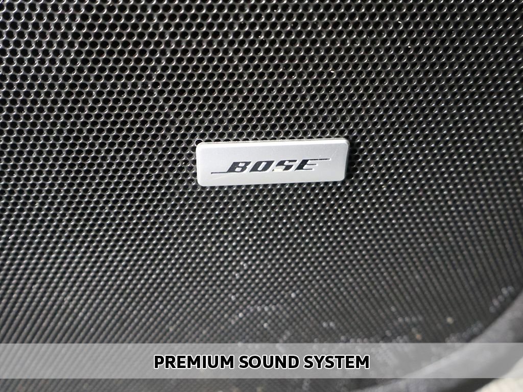 Used 2023 Chevrolet Traverse Premier w/ Redline Edition AWD/4WD image 5