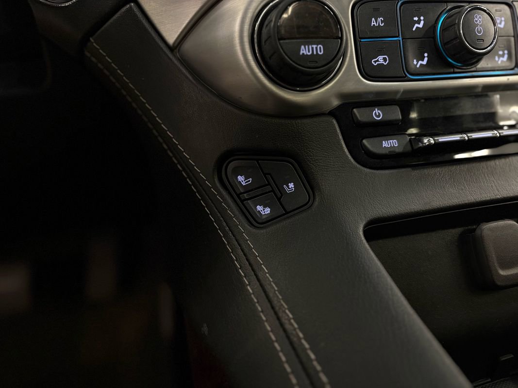 Used 2018 GMC Yukon SLT w/ Premium Edition image 35