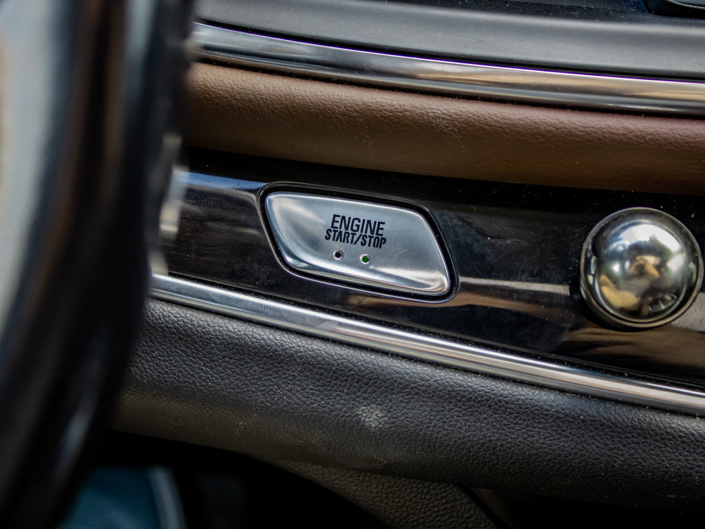 Used 2018 Buick Enclave Avenir w/ Avenir Technology Package AWD/4WD image 39