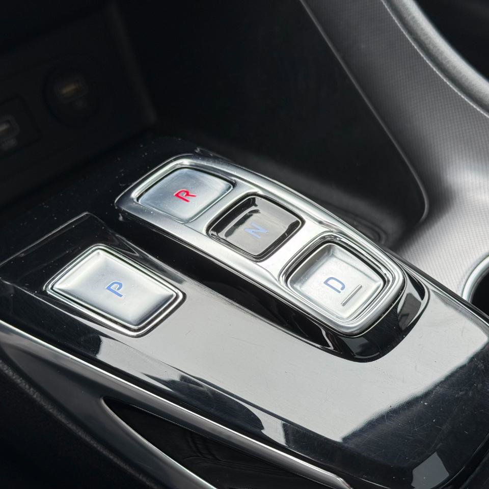 Used 2021 Hyundai Sonata SEL w/ Convenience Package FWD image 16