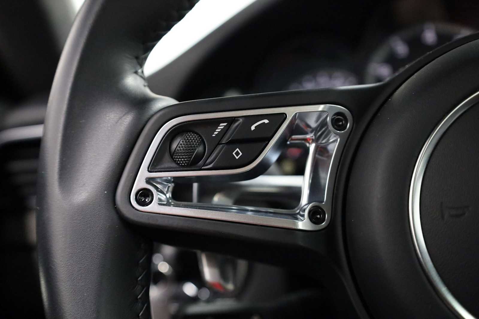 Used 2019 Porsche 911 Turbo image 26