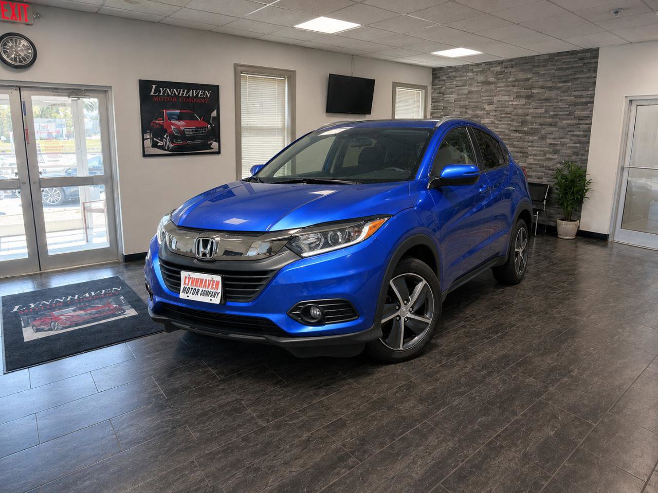 Used 2021 Honda HR-V EX image 3
