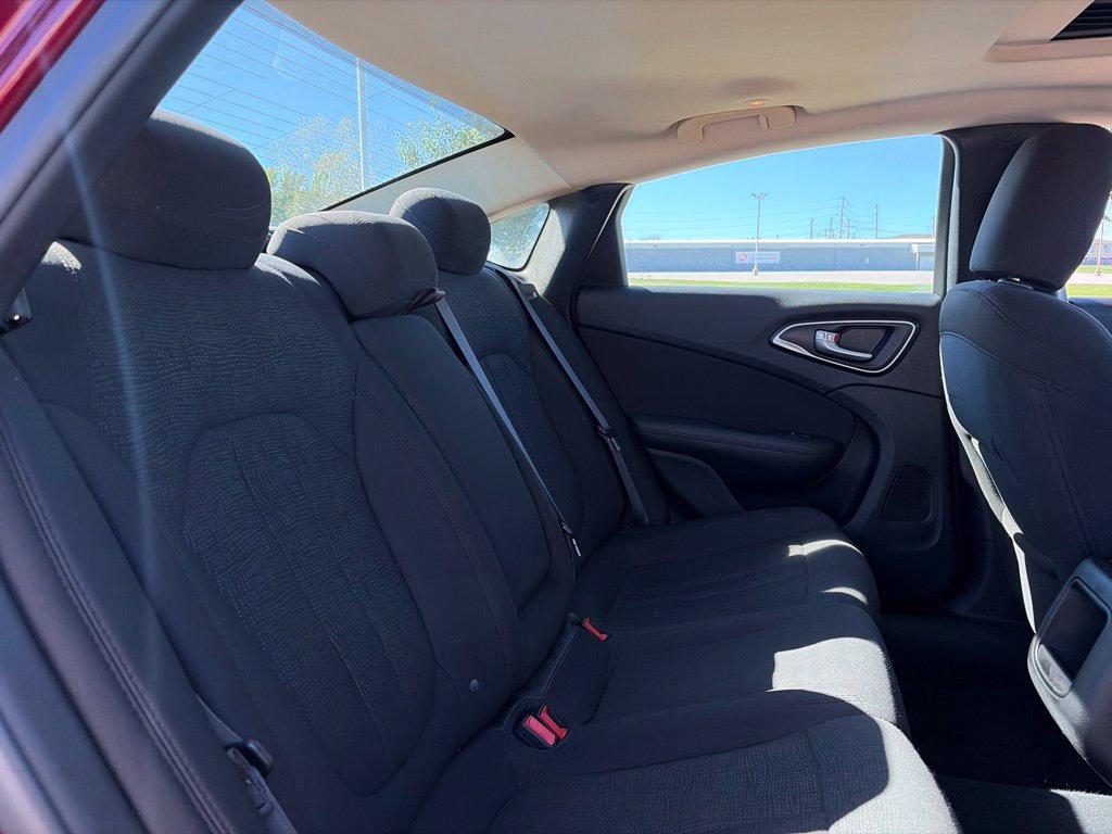 Used 2015 Chrysler 200 Limited w/ Convenience Group FWD image 30