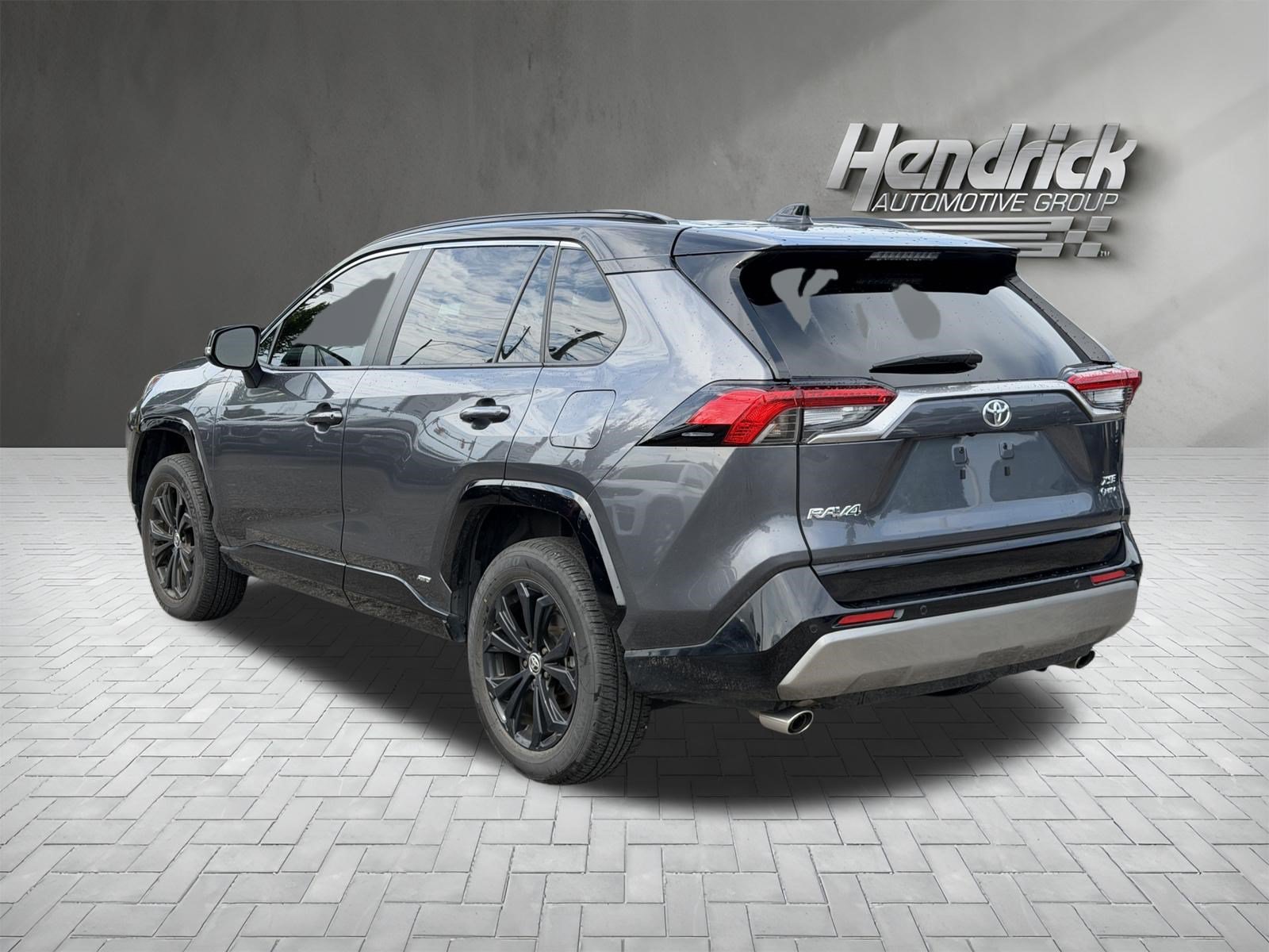 Used 2025 Toyota RAV4 XSE w/ Advanced Technology Package AWD/4WD image 8
