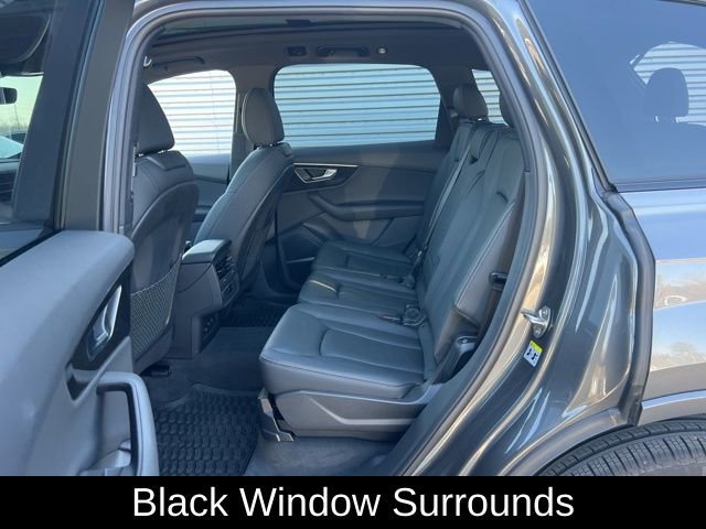 Used 2025 Audi Q7 2.0T Premium w/ Convenience Plus Package image 29