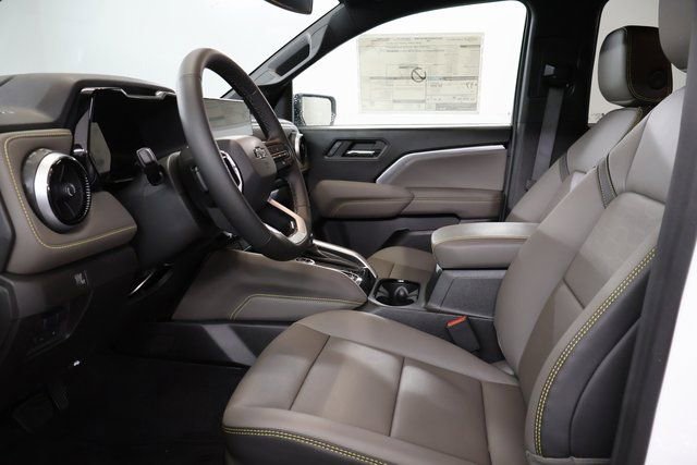 New 2026 Chevrolet Colorado ZR2 image 11