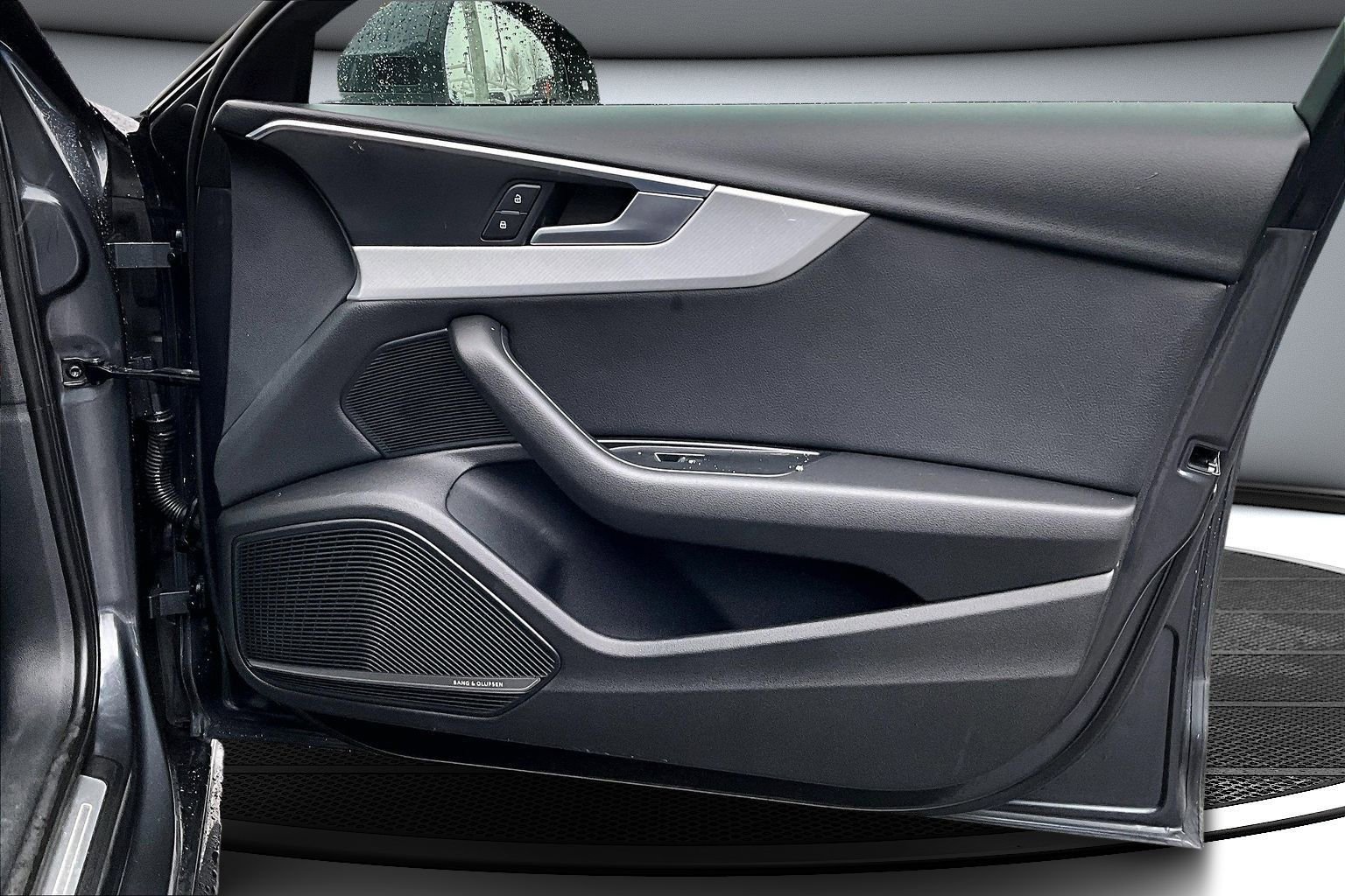 Used 2017 Audi A4 2.0T Prestige w/ Prestige Package image 28