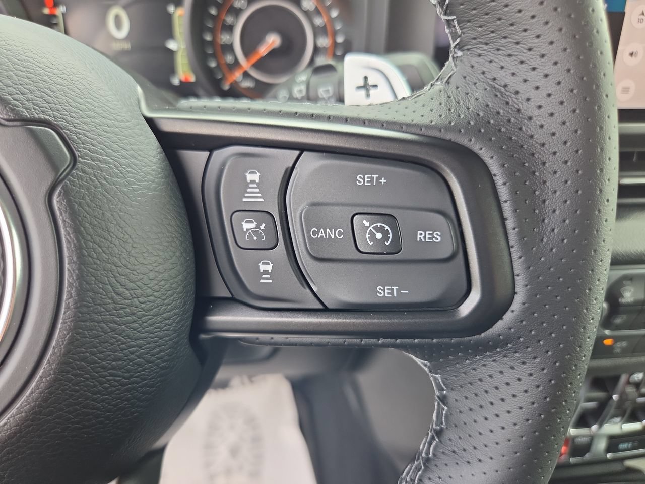 New 2026 Jeep Wrangler Unlimited Rubicon 392 w/ Dual Top Group AWD/4WD image 32