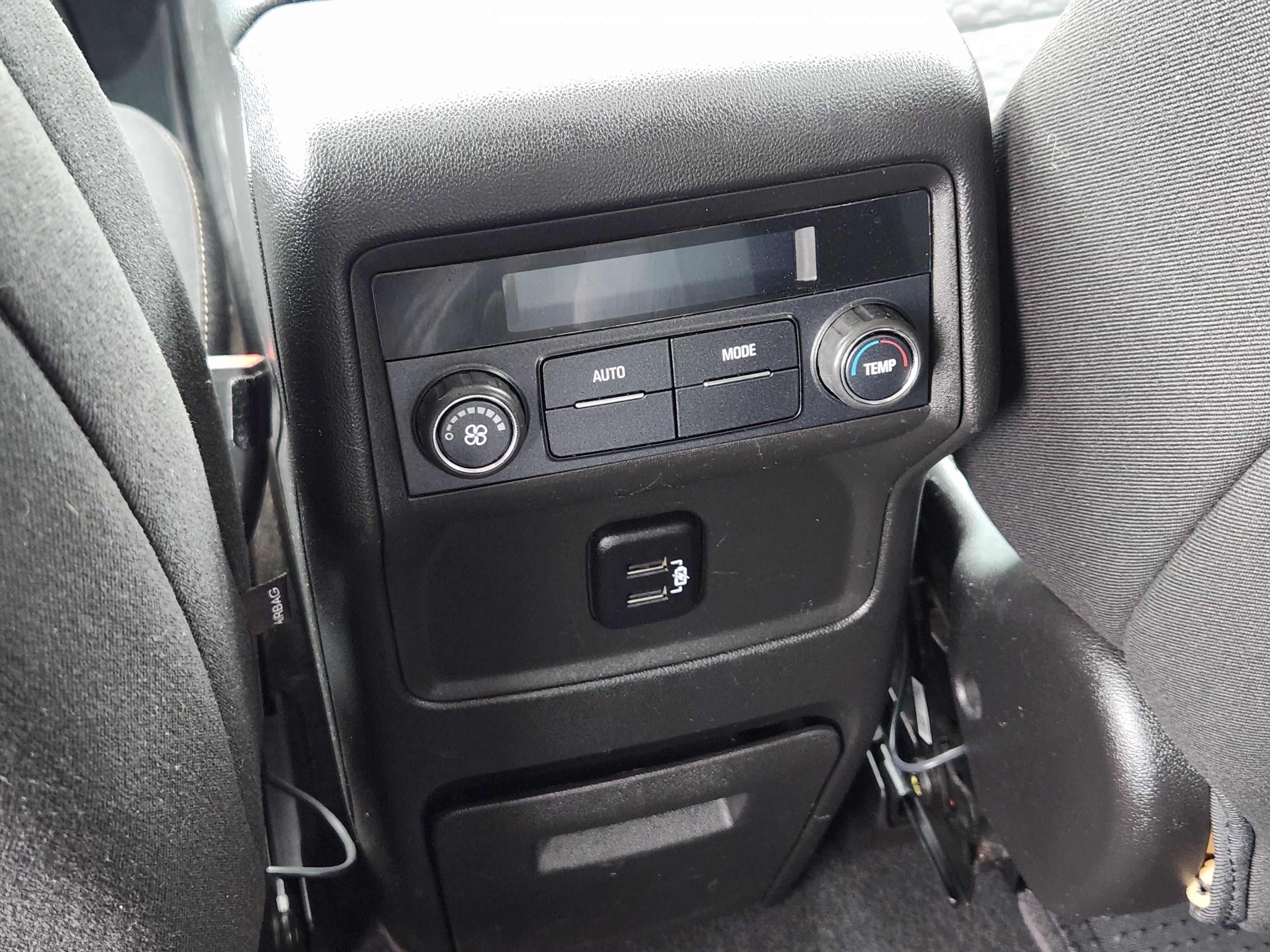 Used 2018 GMC Acadia SLE w/ Driver Alert Package I FWD image 30