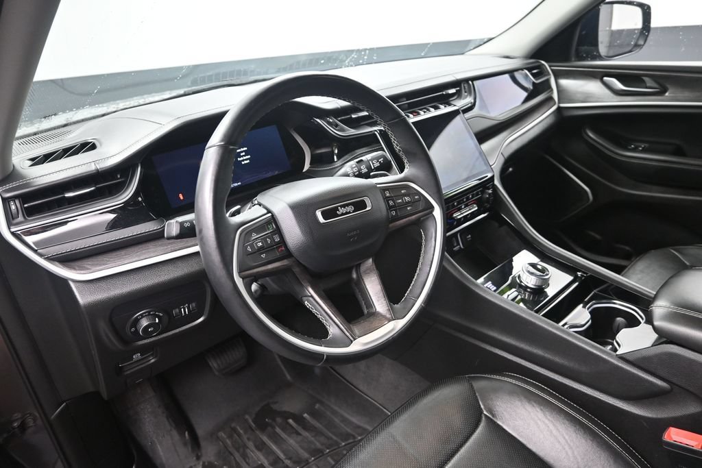 Used 2022 Jeep Grand Cherokee L Limited w/ Luxury Tech Group II AWD/4WD image 13