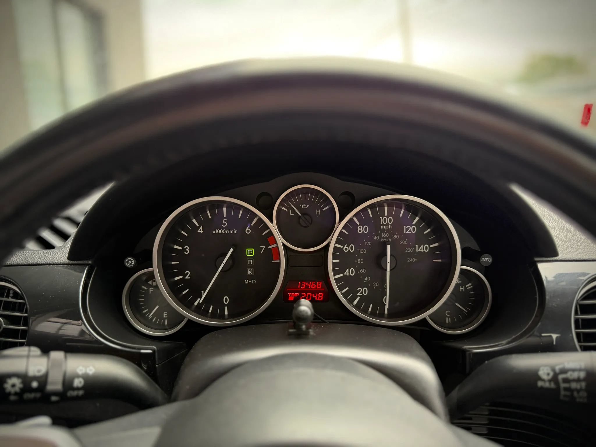 Used 2015 MAZDA MX-5 Miata Grand Touring w/ Premium Package RWD image 27