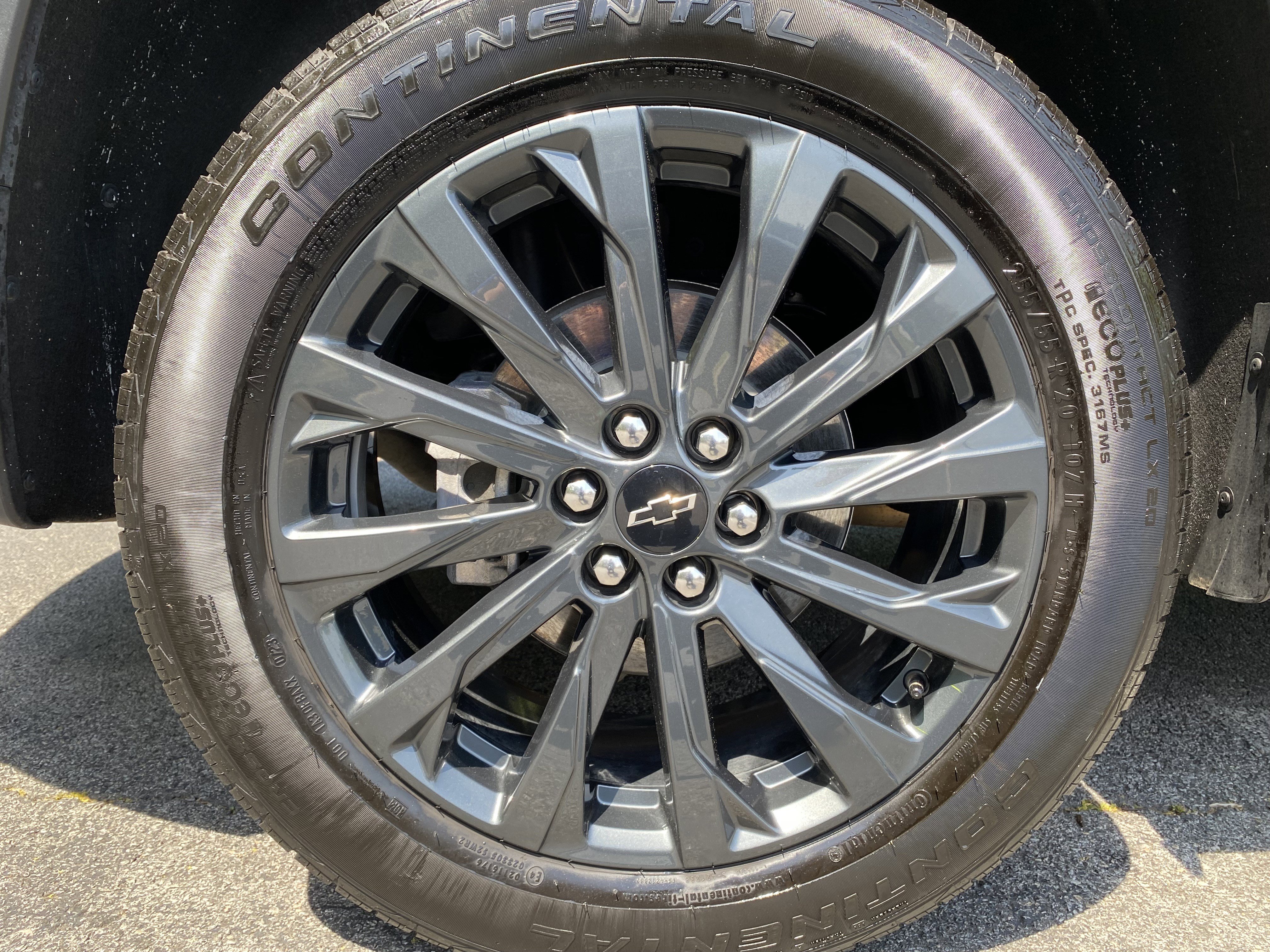 Used 2023 Chevrolet Traverse RS image 42