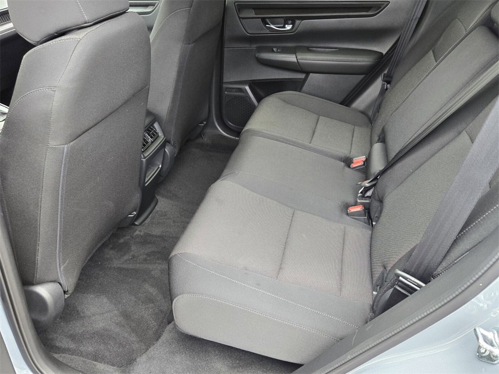 Used 2025 Honda CR-V LX image 12