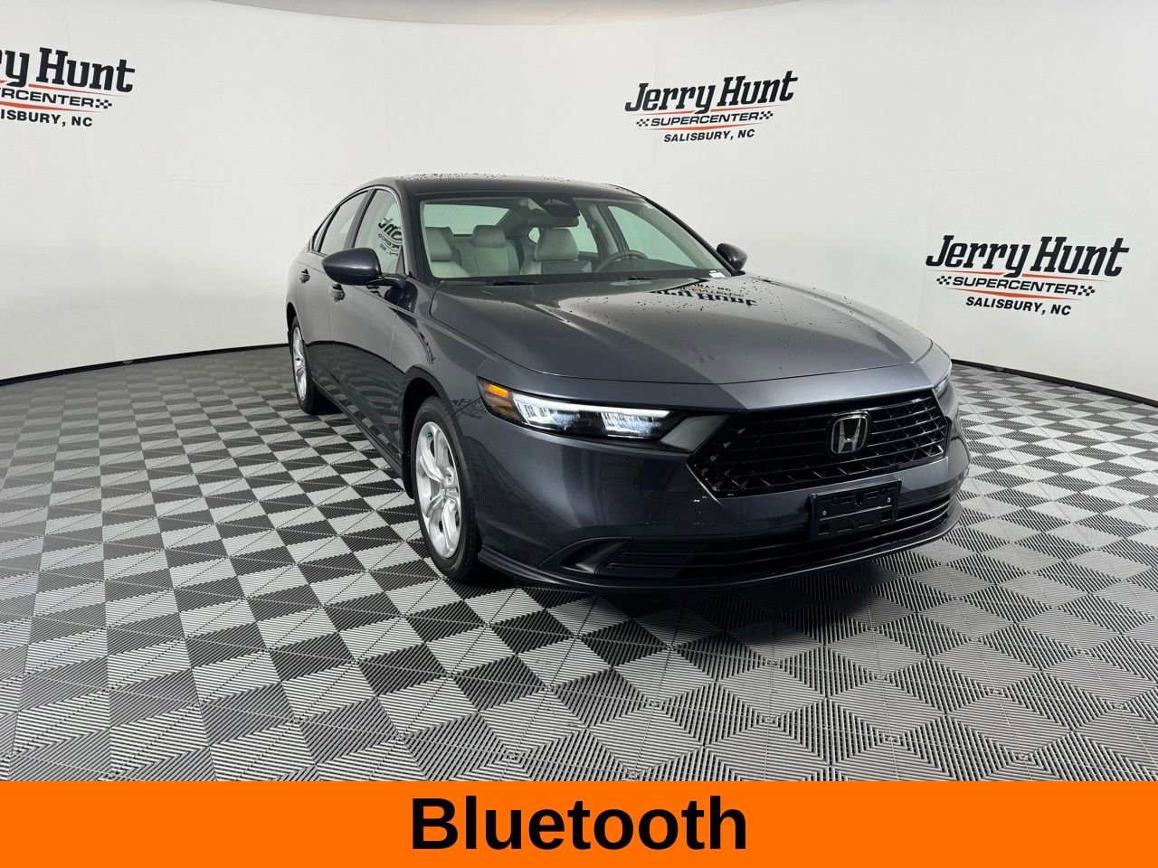 Used 2025 Honda Accord LX image 5