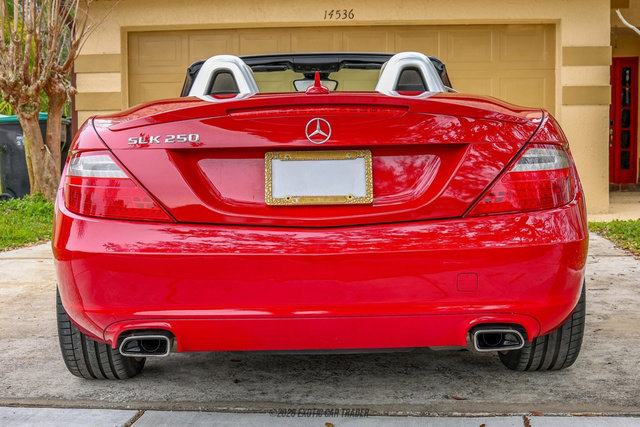 Used 2015 Mercedes-Benz SLK 250 image 7