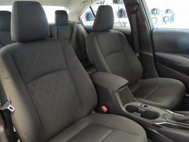 Used 2024 Toyota Corolla LE image 6