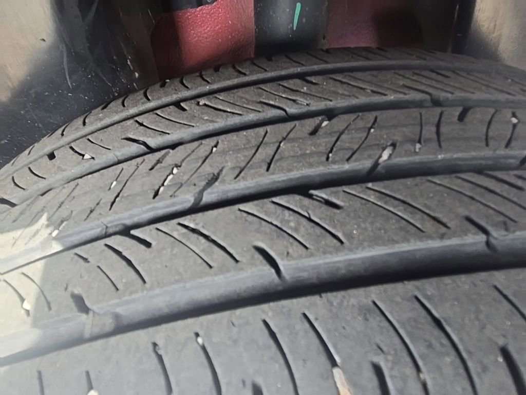 Used 2024 Jeep Compass Limited w/ High Altitude Package image 40