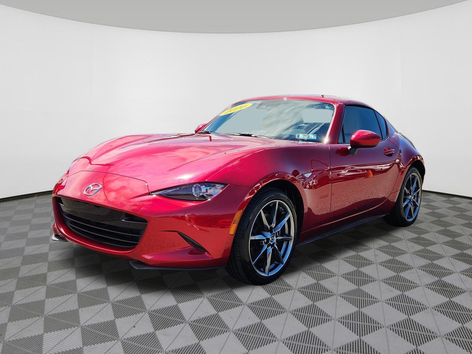 Used 2020 MAZDA MX-5 Miata RF Grand Touring RWD image 2